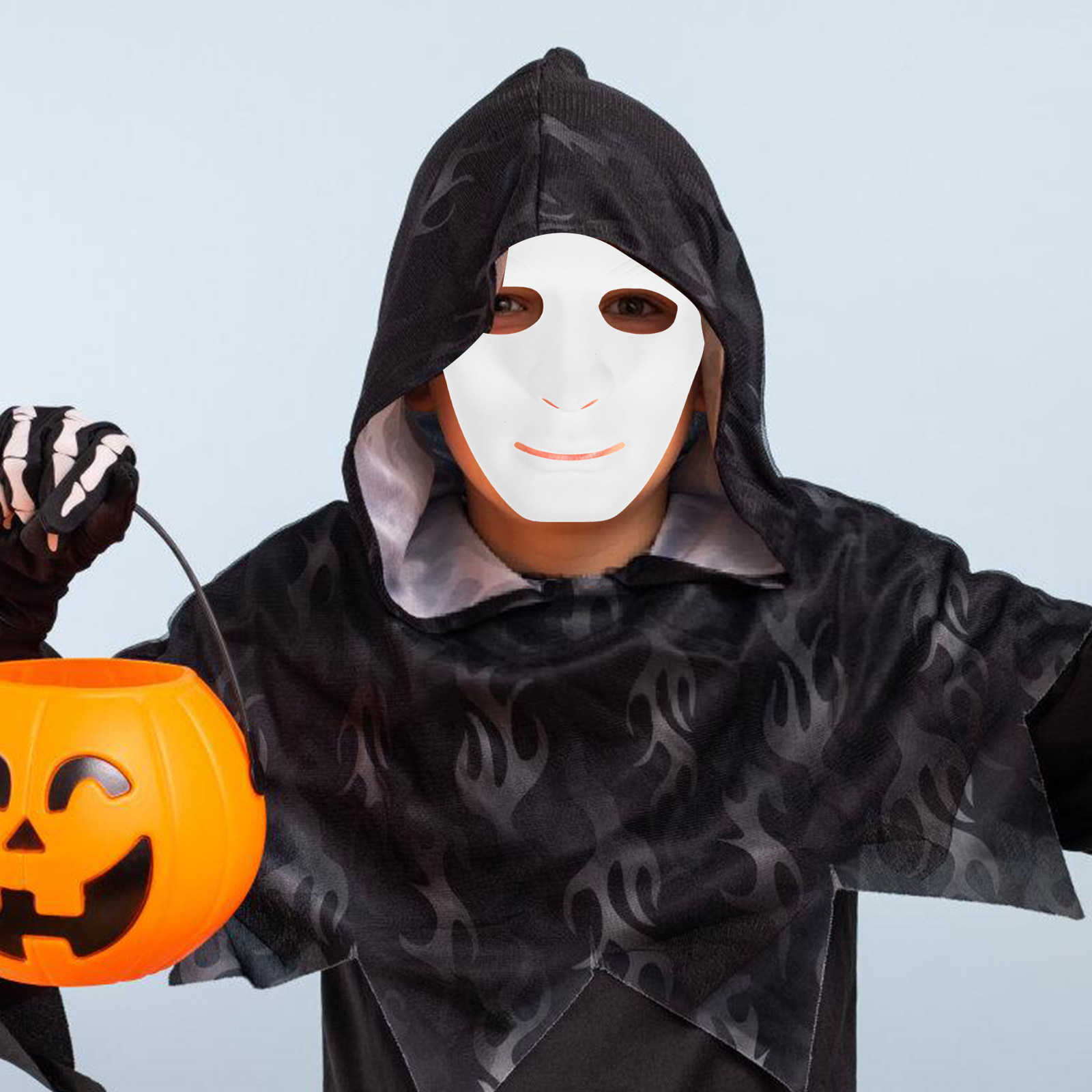 หน้ากากเต็มหน้าสำหรับงานแฟนซี  - Black Face Mask Pack บทวิจารณ์และราคา